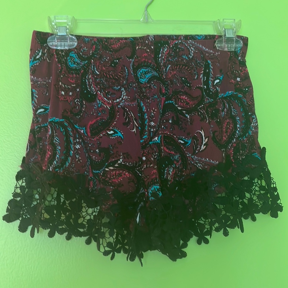 Floral lace shorts